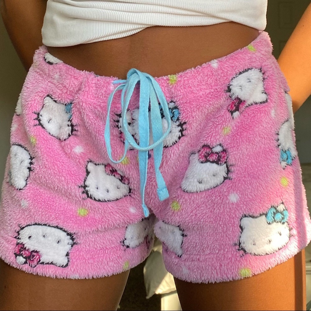 Official Sanrio / hello kitty shorts